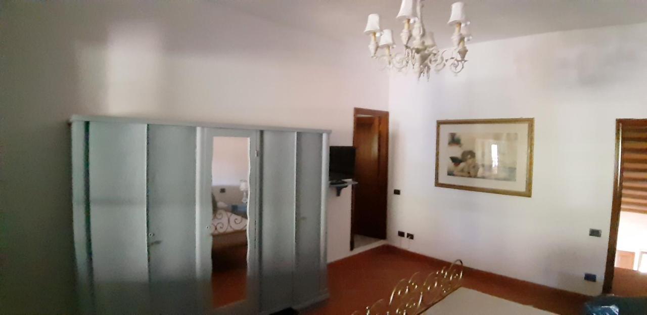 סן ג'ימיניאנו Casa Alla Madonna מראה חיצוני תמונה